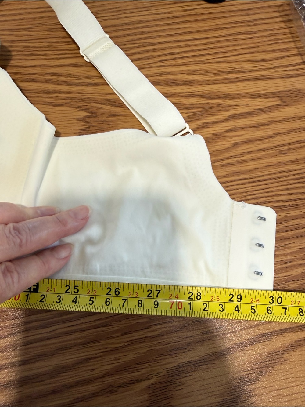 NWOT L or 38 B/C Super Soft Laser Cut Seams, 4x4 hook rows, Extra Support. - Picture 5 of 9